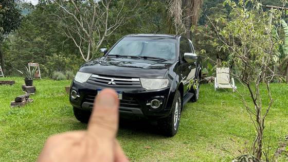 MITSUBISHI L200 TRITON 3.5 HPE 4X4 CD V6 24V FLEX 4P AUTOMÁTICO MITSUBISHI L200 TRITON 3.5 HPE 4X4 CD V6 24V FLEX 4P AUTOMÁTICO